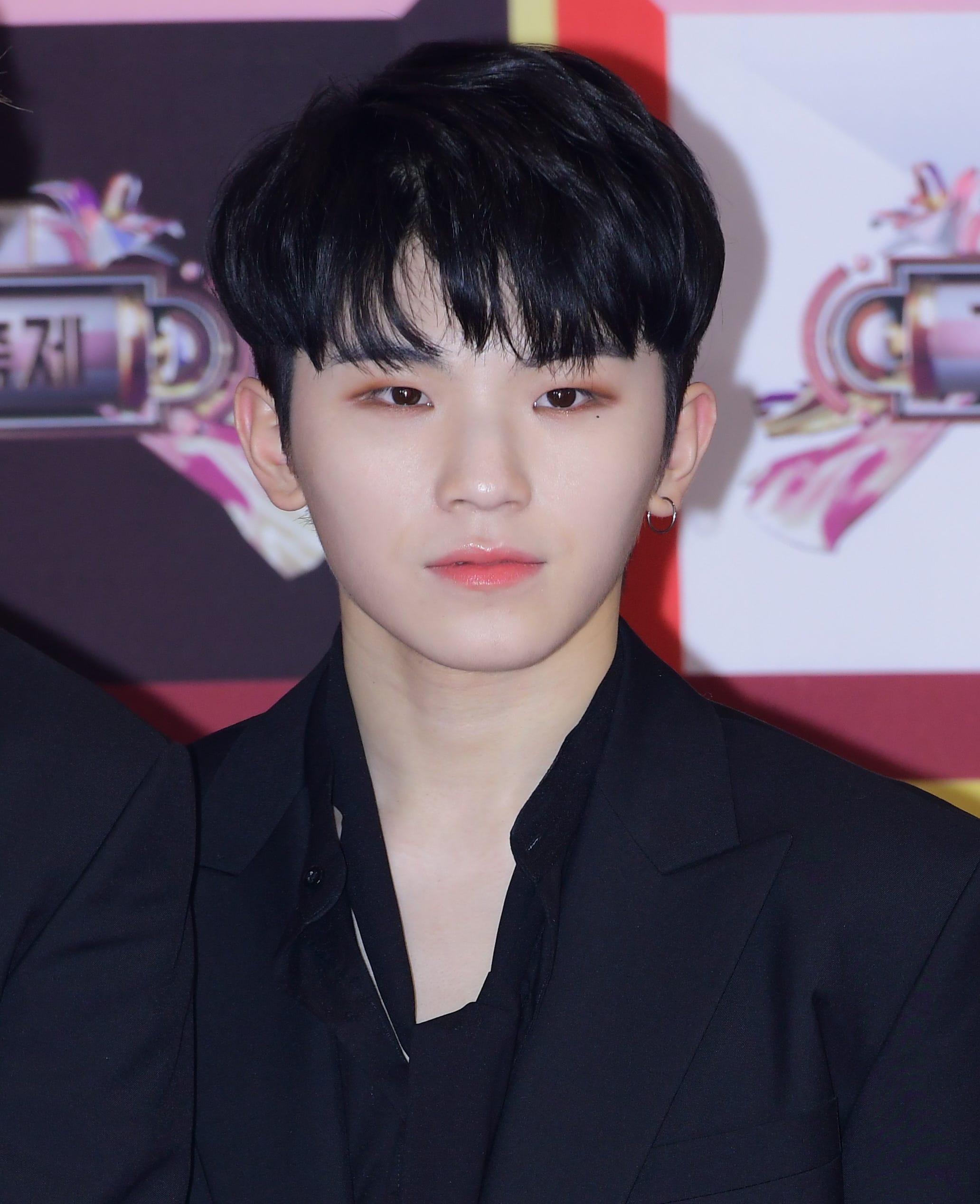 SEVENTEEN ウジ編】小柄な大黒柱！ セブチが誇る天才プロデューサー