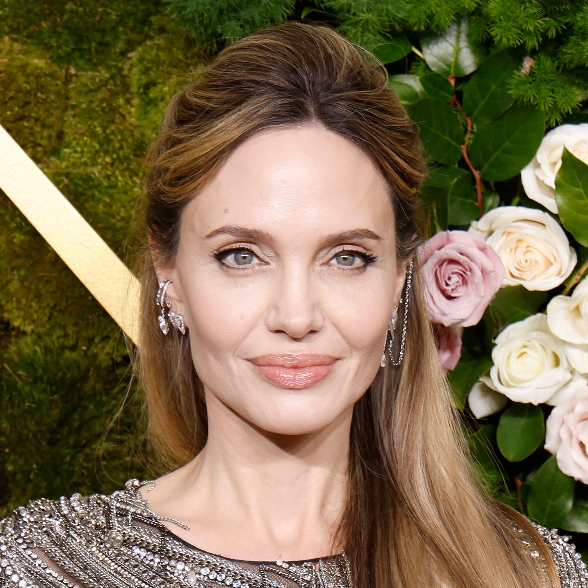 アンジェリーナ・ジョリーが大胆イメチェン！「吸血鬼みたい」「ゾンビ