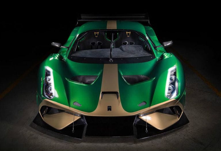 伝説のF1ドライバー「ブラバム」のDNAを受け継ぐ新スーパーカー発表