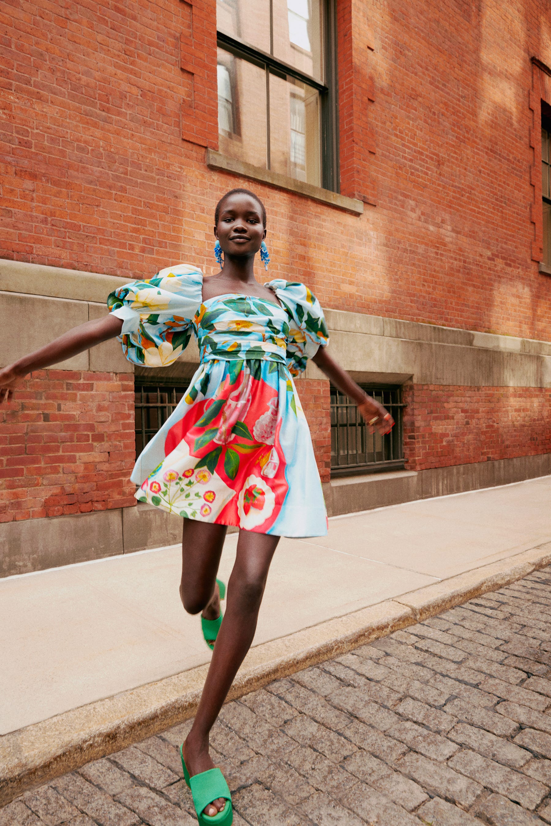 オスカー・デ・ラ・レンタ(OSCAR DE LA RENTA)コレクション一覧｜ELLE