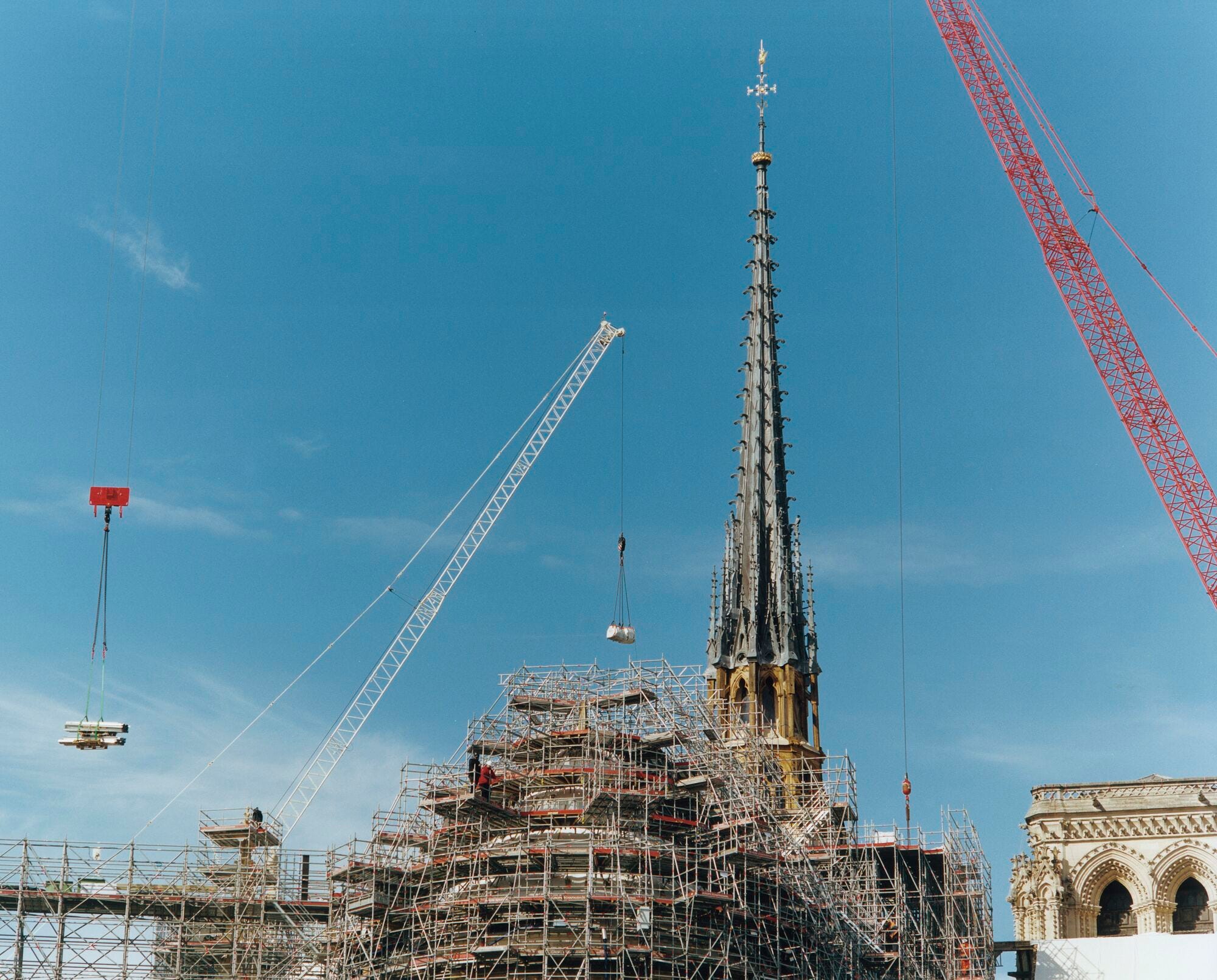 パリが描く未来｜不変の美意識を宿す7つの風景｜エスクァイア日本版