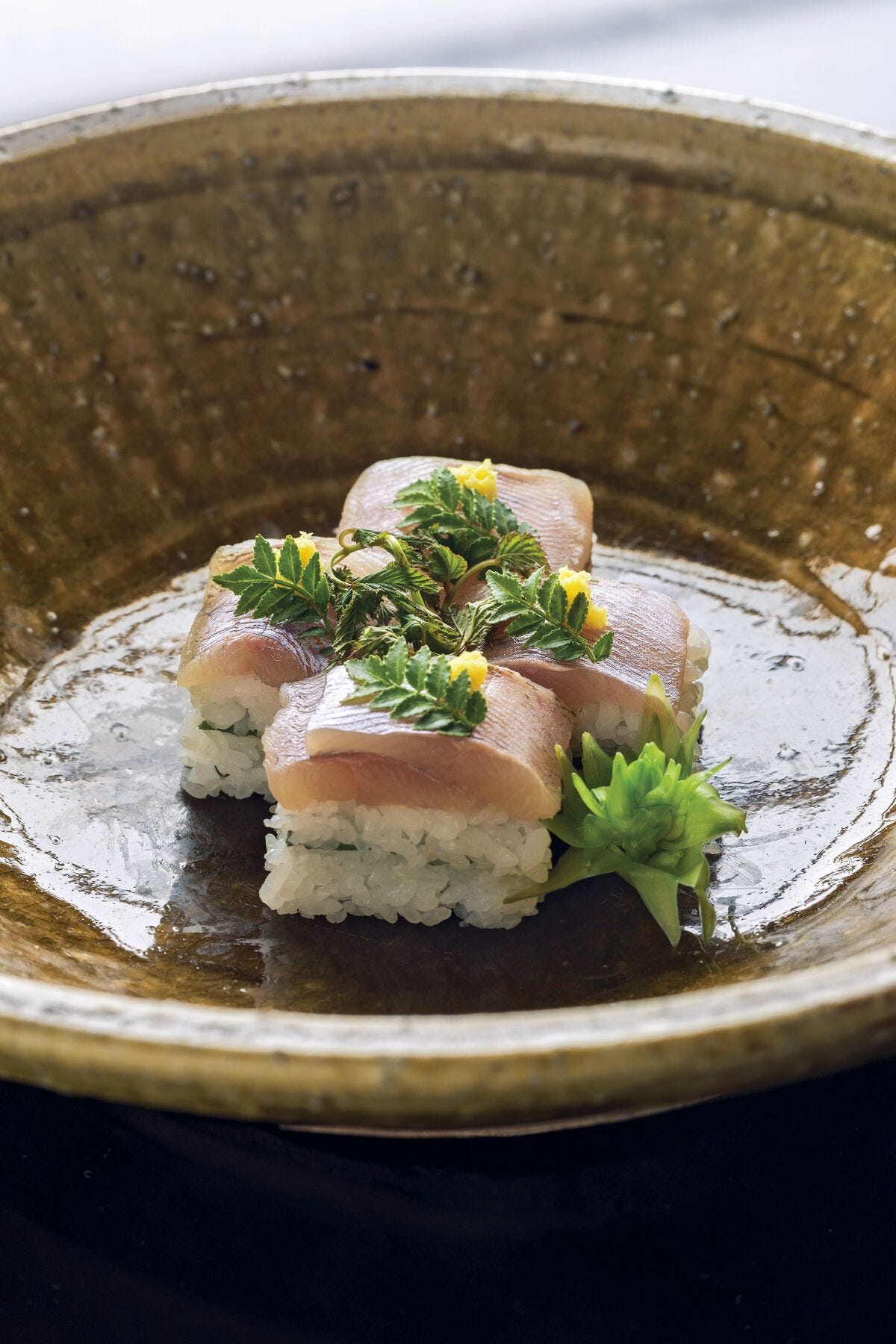 山菜料理 出羽屋 ［山形・西川］｜木の実の香りがする月輪熊のお造りを