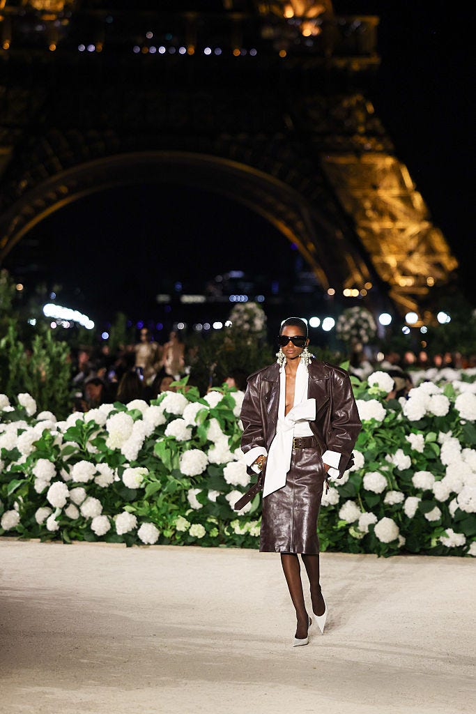 軽やかにして凛然（りんぜん）。クラシックをモダンへと導く「サン