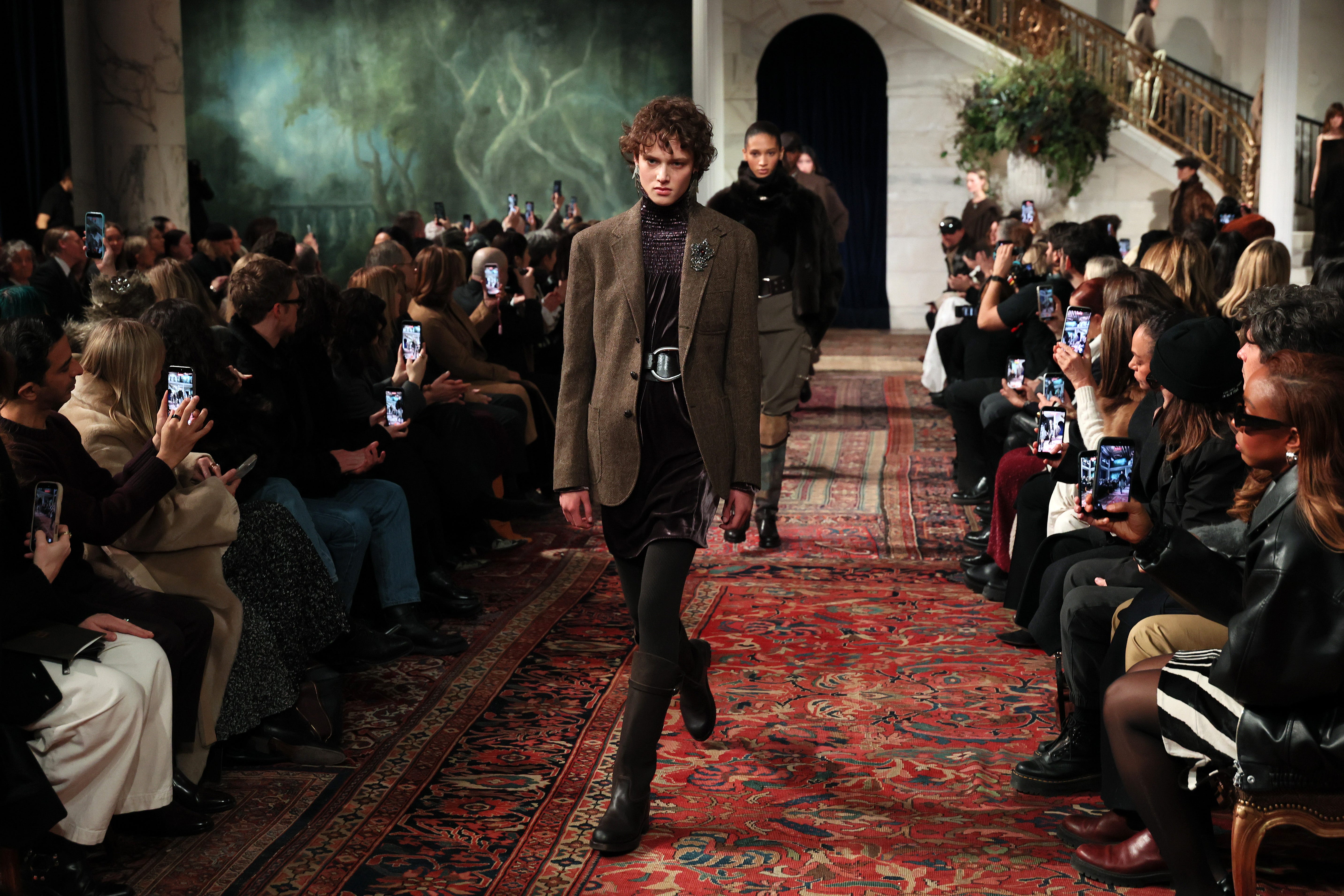 ラルフ ローレン」が示す“冒険” 、アメリカンエレガンスの現在形