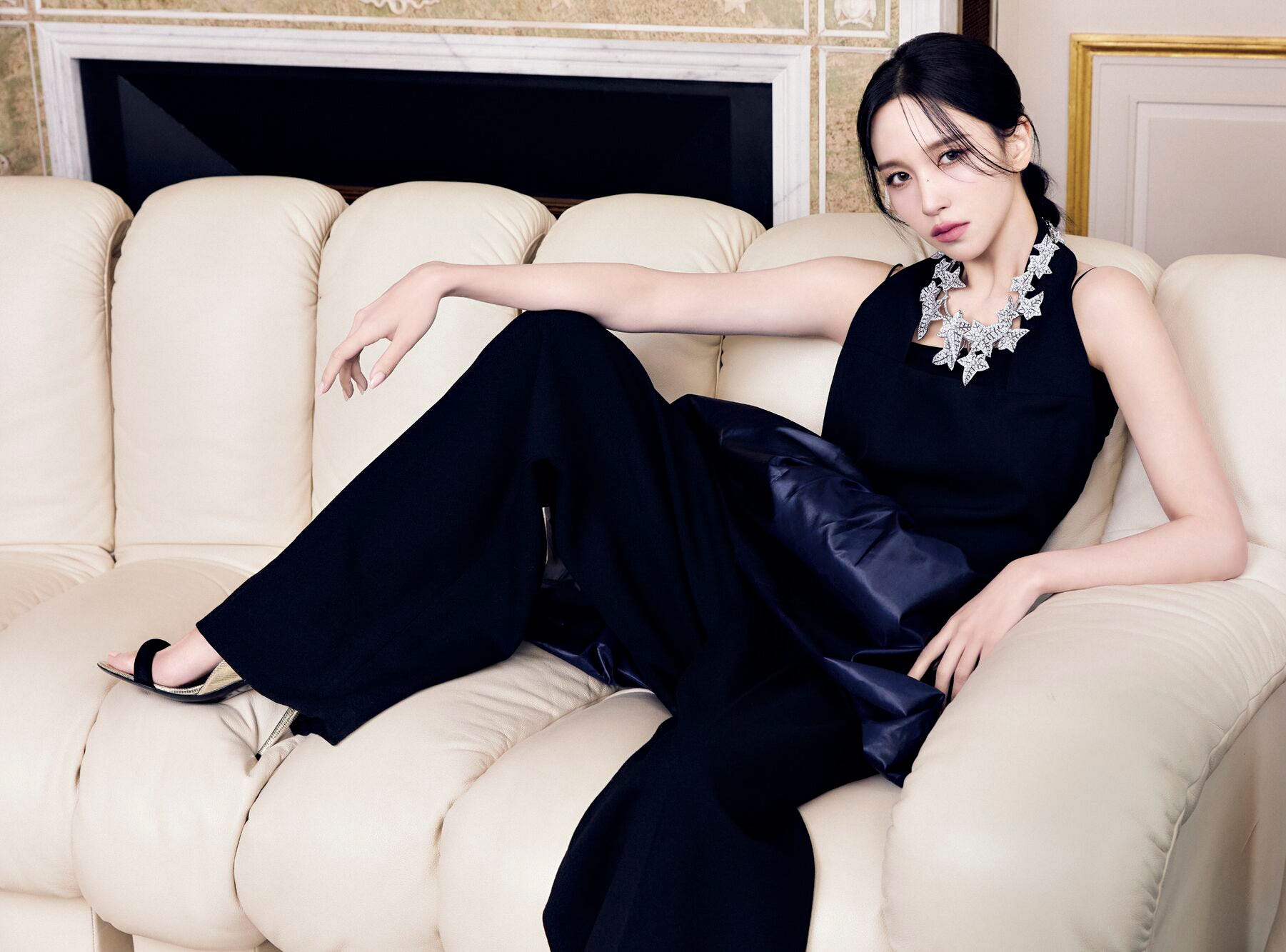 TWICE ミナとブシュロン、私を輝かせてくれるもの｜ハーパーズ バザー