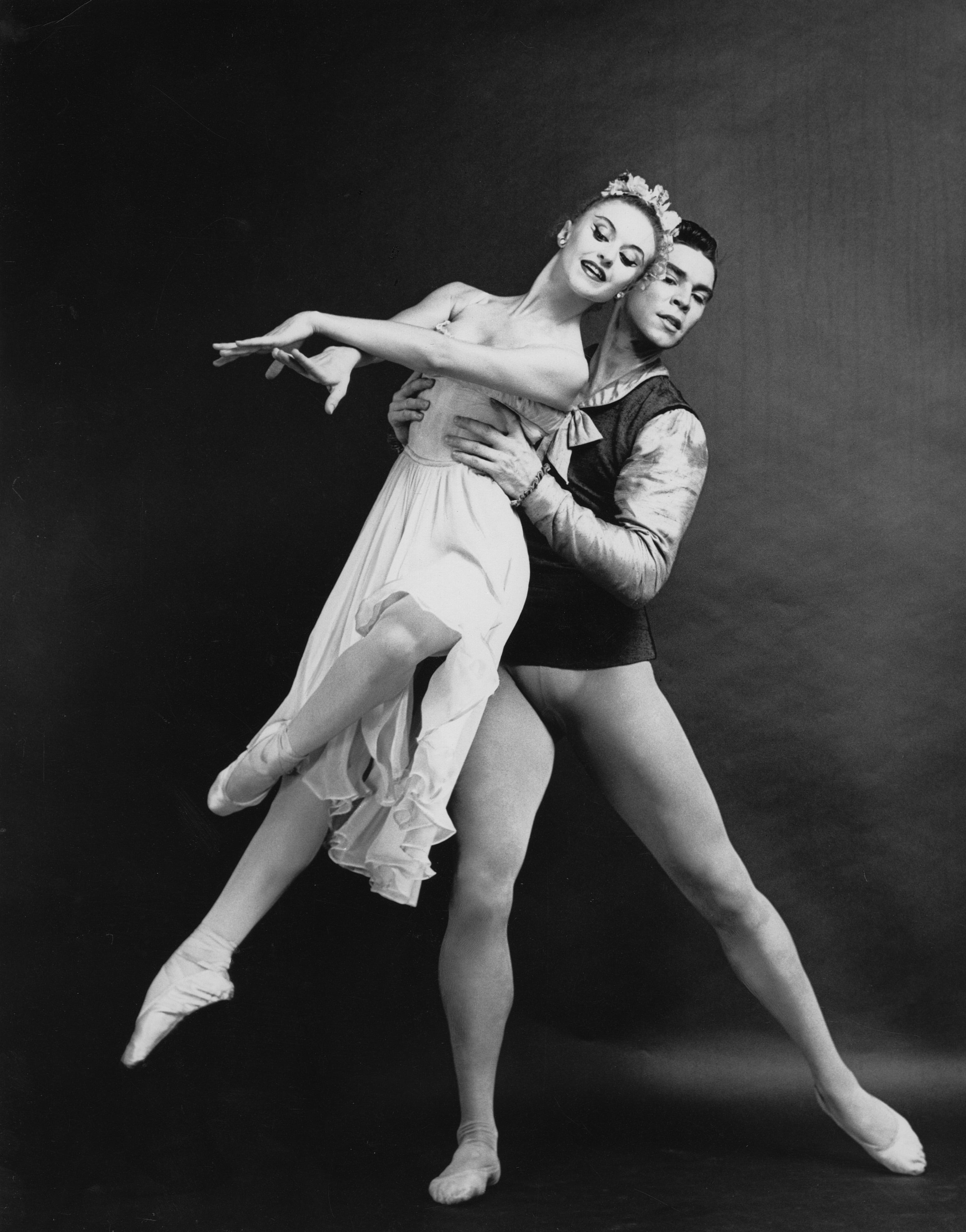 26 Rare Vintage Photos of the New York City Ballet