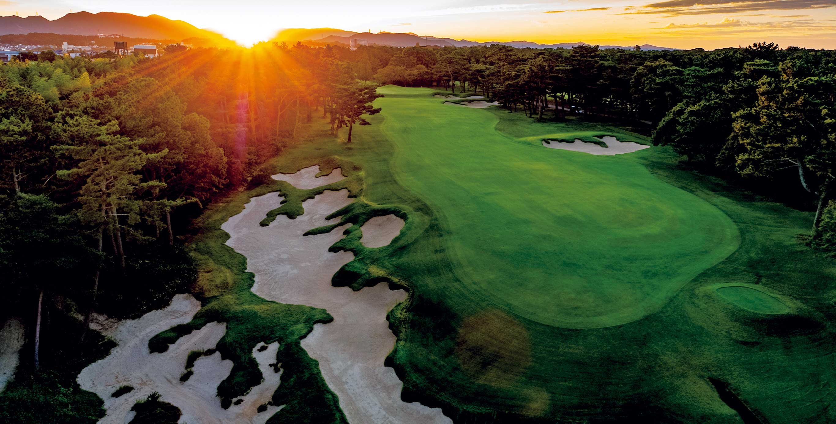 廣野ゴルフ倶楽部公式サイト｜The 18th Hole