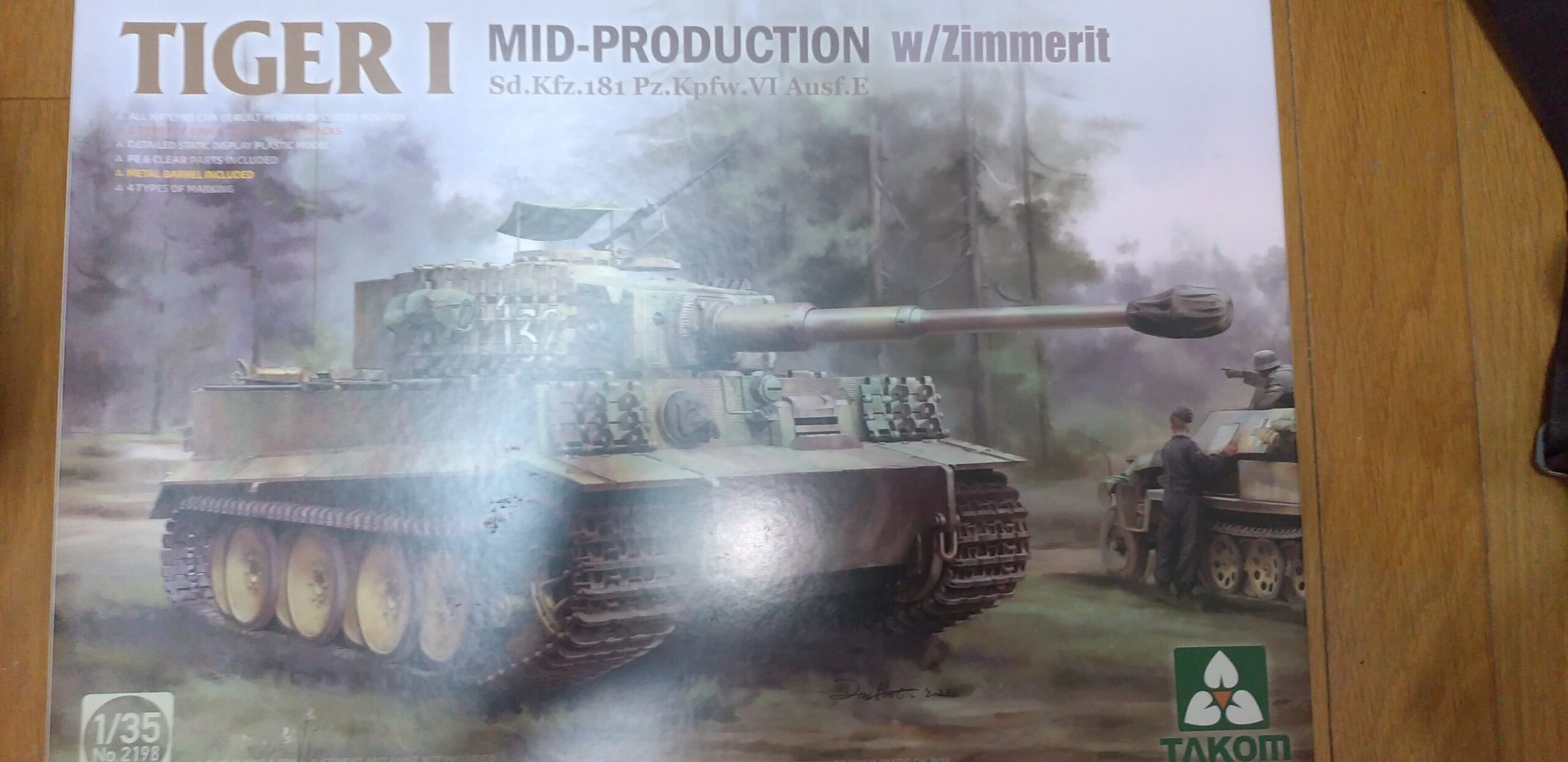 初心者向け】1/35戦車模型の細部塗装と仕上げ塗装の方法（タコム 1/35