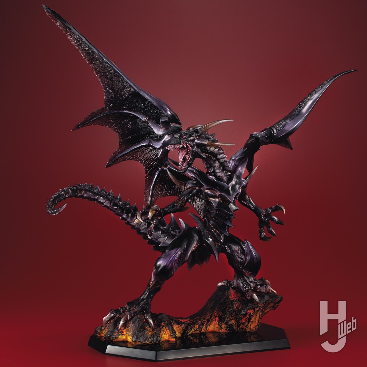 全高約30cmの大型モデル！ 遊戯王GX「サイバー・エンド・ドラゴン」を