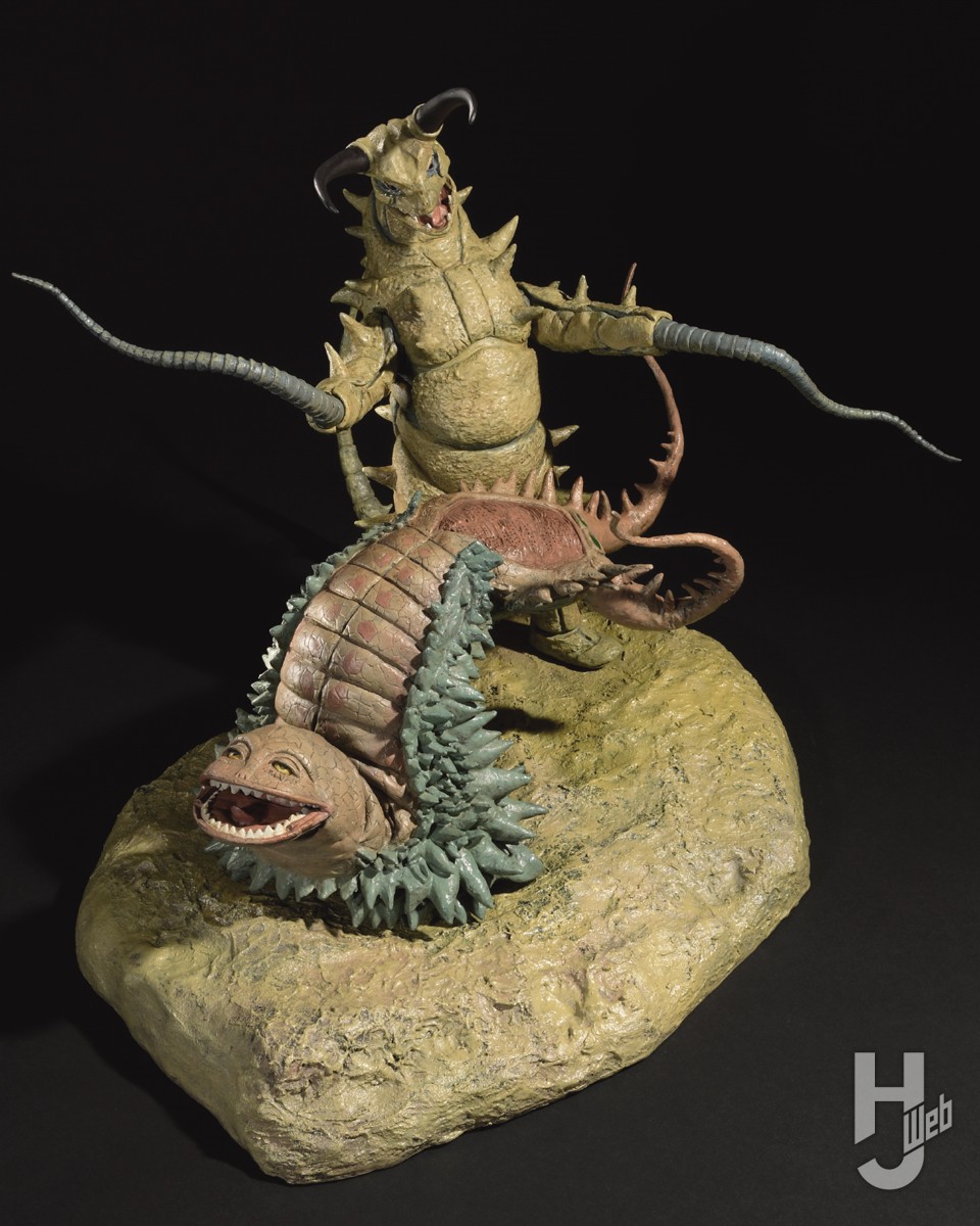 帰ってきたウルトラマン』二大怪獣「グドン対ツインテール」の死闘が