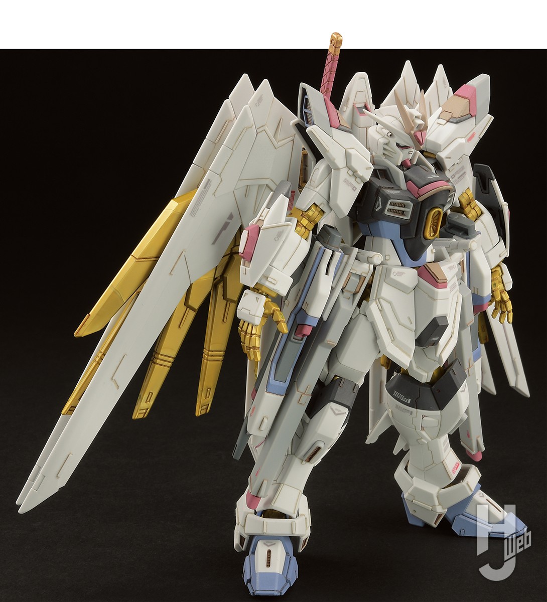HG マイティーストライクフリーダムガンダムを”マスオ塗り”で仕上げる