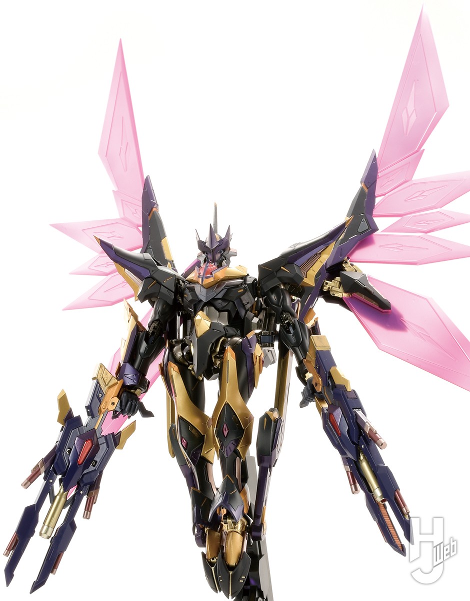 ランスロット・アルビオンゼロ」のテストサンプル到着！黒いラン