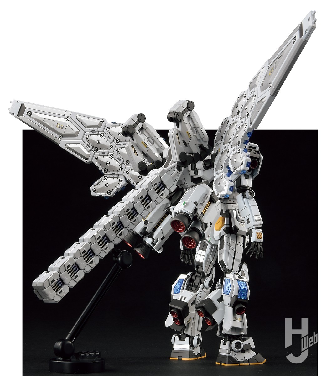 グラスフェザー装備の「RX-78F00/E ガンダム」を宇宙機器イメージで