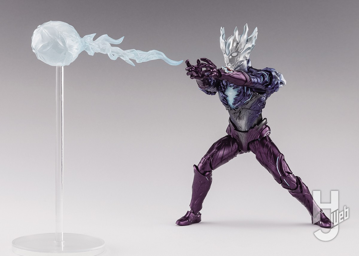 ウルトラマンサーガ」と「ハイパーゼットン」が可動フィギュア化