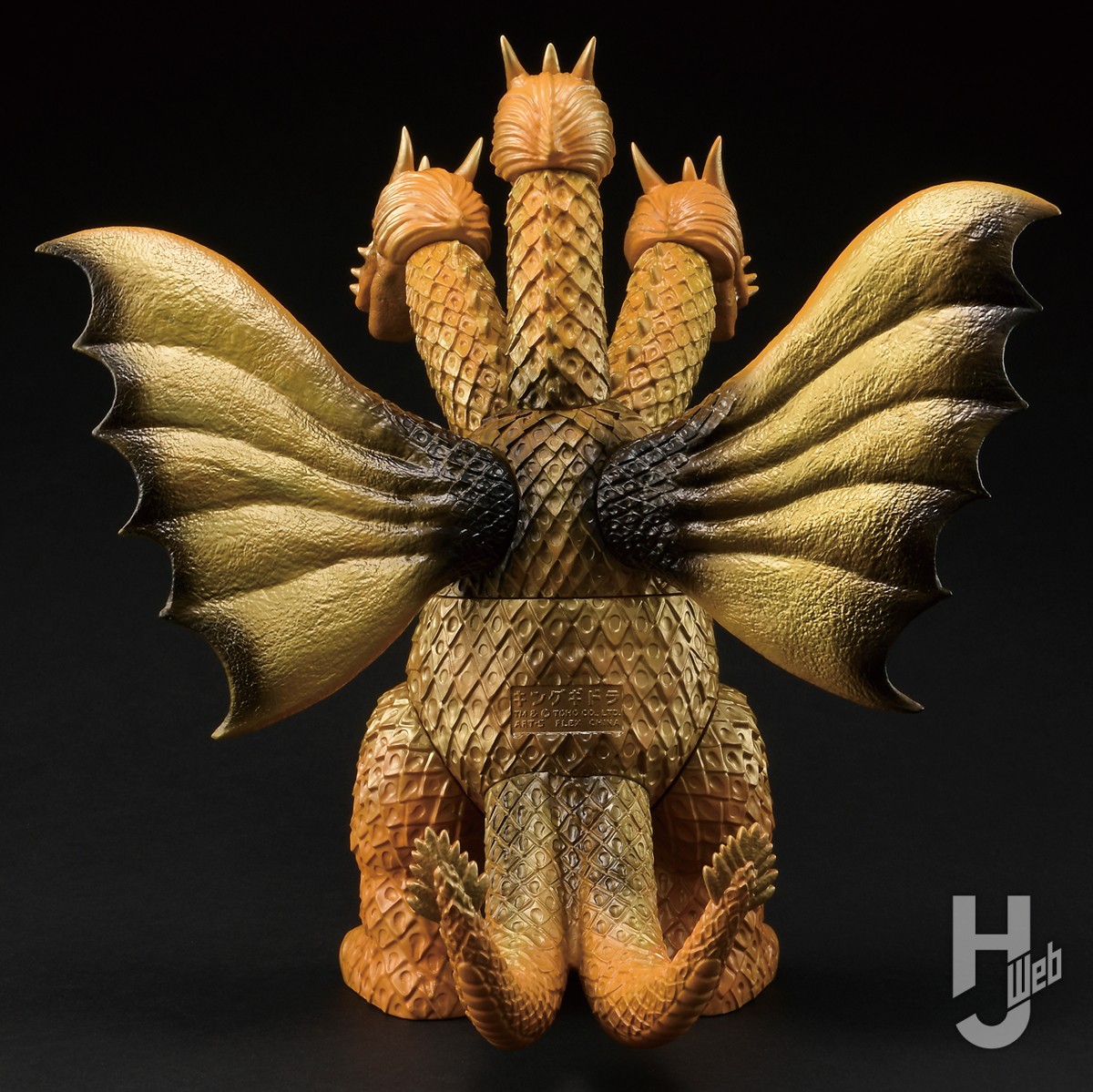 巨大ソフビ「グレートザウルス」にキングギドラ襲来！復刻版ゴジラと