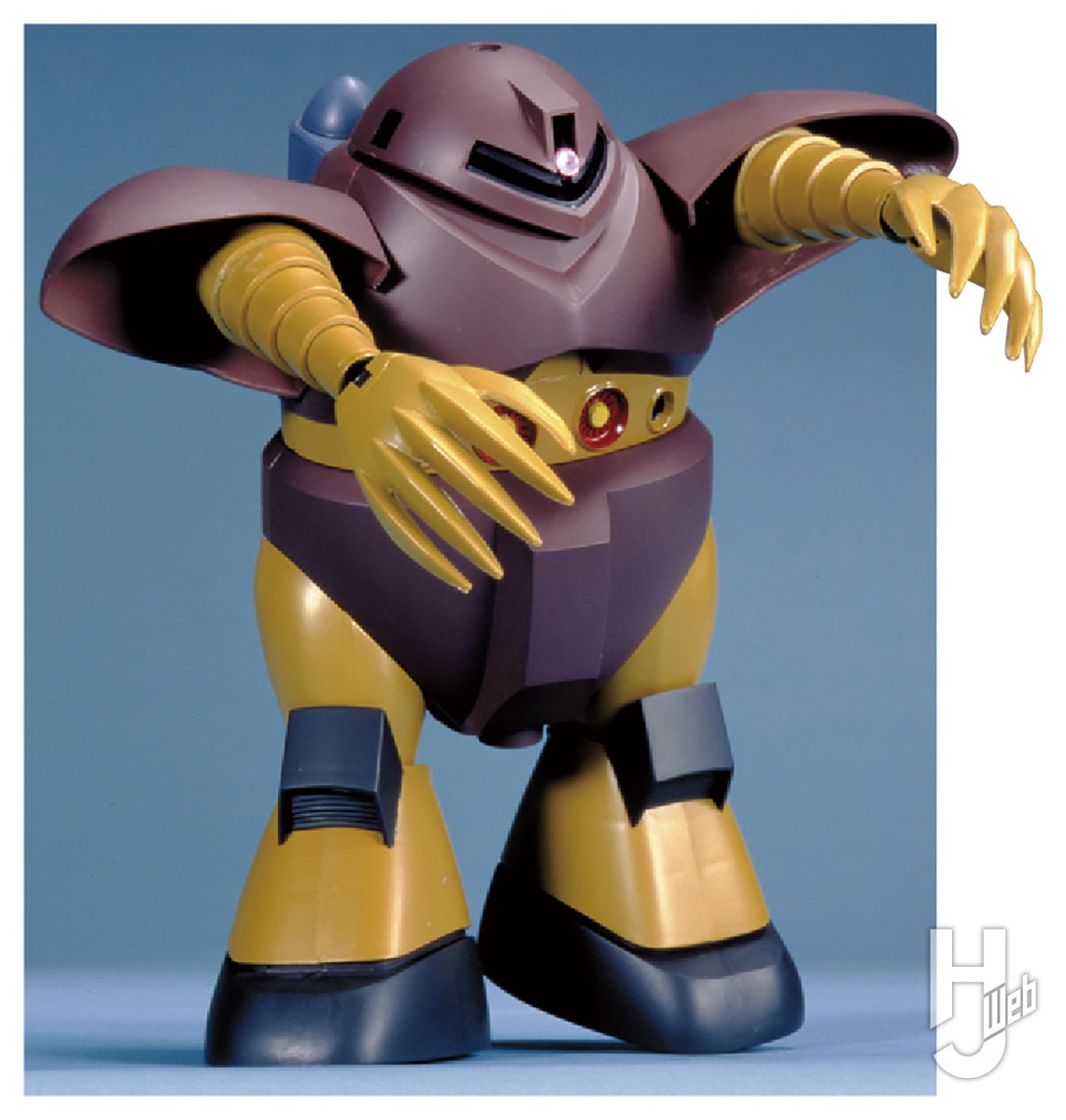 旧キット「1/100 ゴッグ」を、太モモのボリュームアップと各部微調整で