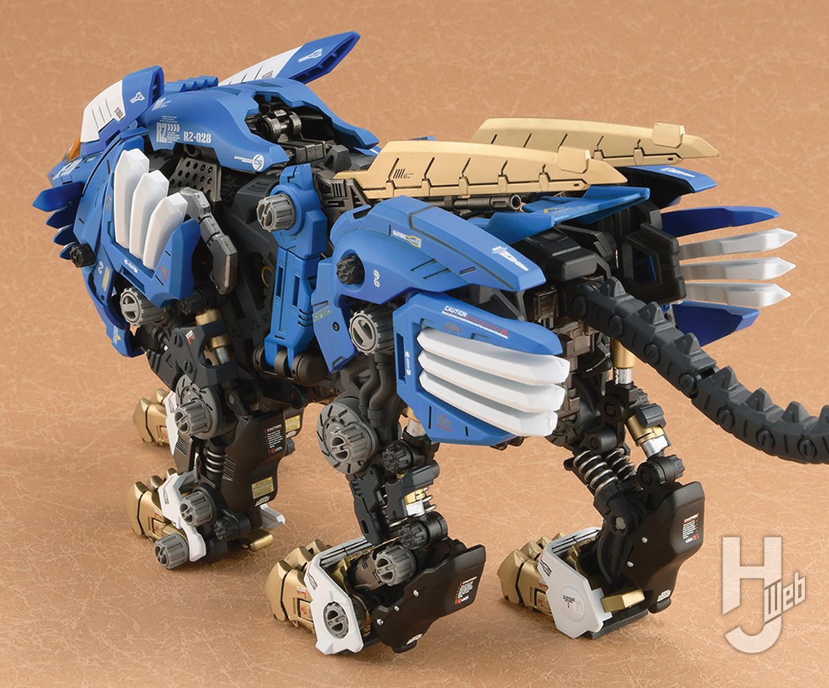 ゾイド40周年アイテム！ 進化した「ブレードライガー」を基礎工作と