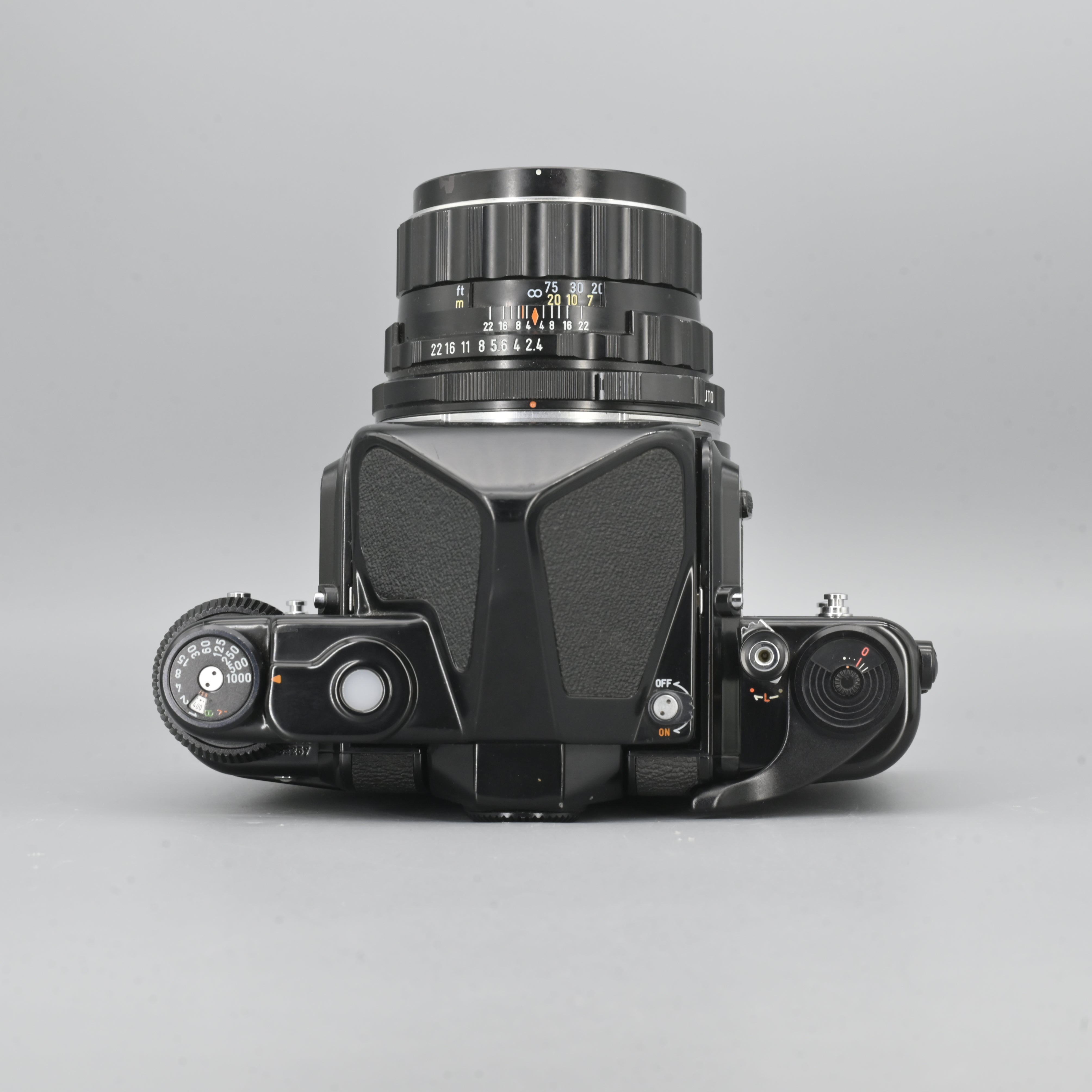 Pentax 67 + Takumar-6x7 105mm F2.4 Lens. – SHOWA