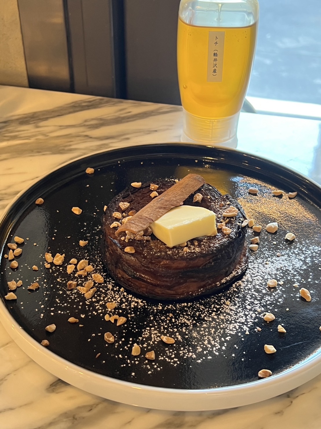 五反田のベーカリーカフェでお楽しみいただけます | 国産生はちみつ