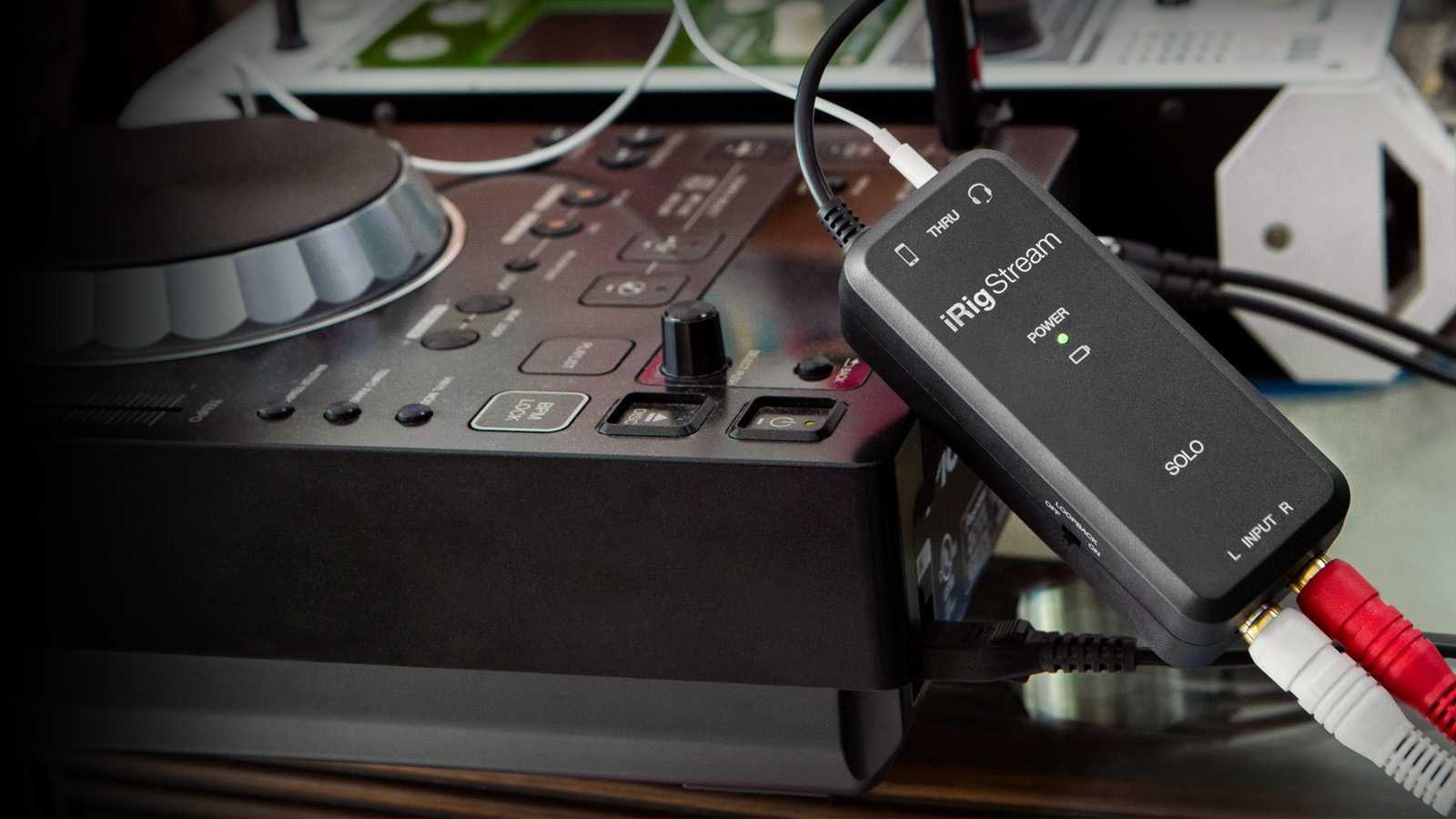 iRig Stream Solo - IK Multimedia | Hookup, Inc.