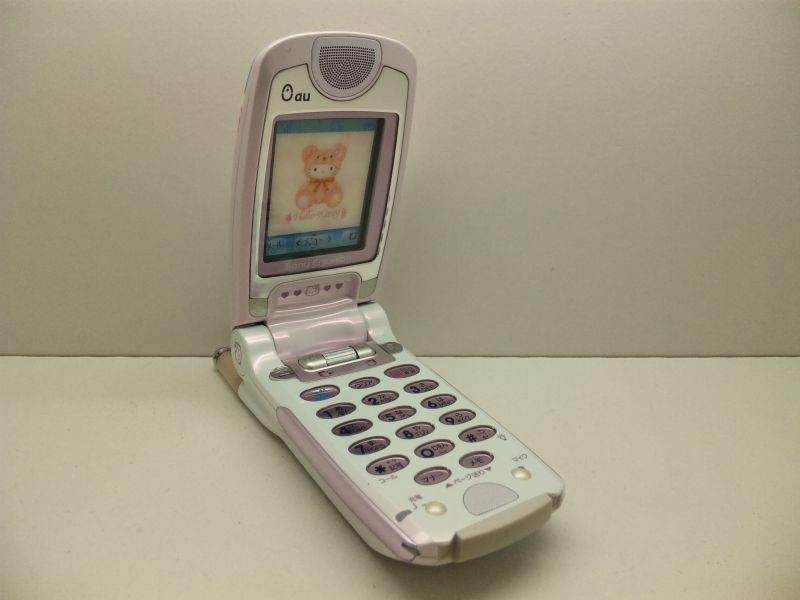 au A3014S ハローキティ モックアップ 【クリックポスト非対応