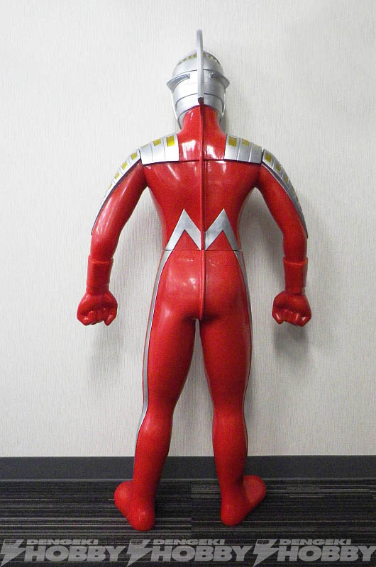 ウルトラセブン』のソフビがプレックスより登場！ 全高120センチの