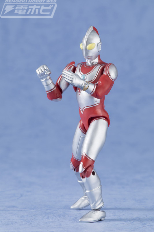 劇中ポーズも思いのまま！約10センチのリアル可動食玩フィギュア