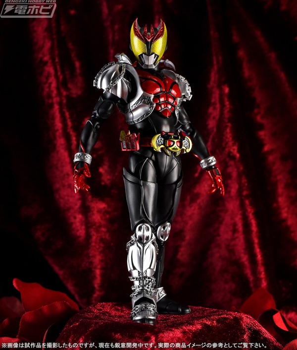 ウェイクアップ！「S.H.Figuarts（真骨彫製法） 仮面ライダーキバ キバ