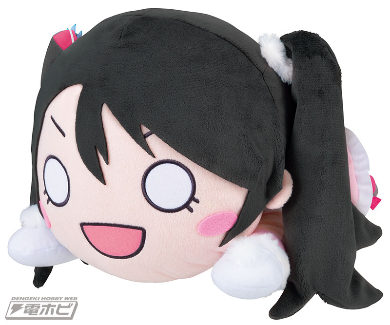 ラブライブ！』セガプライズで「Aqours」も「μ's」もそろって寝そべる