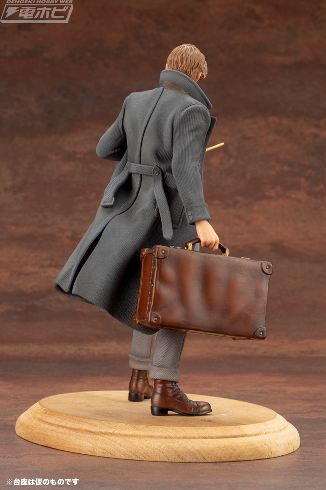 ファンタスティック・ビーストと黒い魔法使いの誕生』ニュート・スキャ