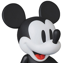 A BATHING APE（R）×メディコム・トイ！オリジナルデザインのミッキー