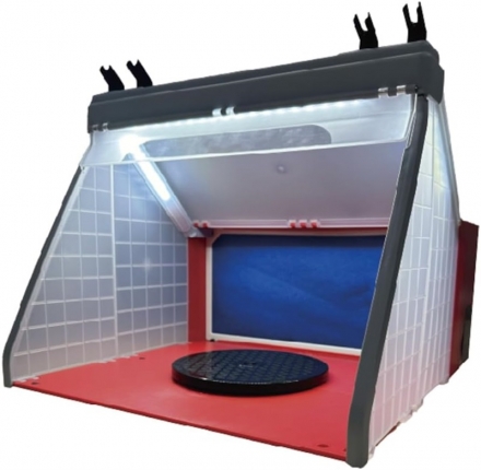 室内塗装の臭いを吸引！LEDライト装備＆折りたたんで持ち運べる