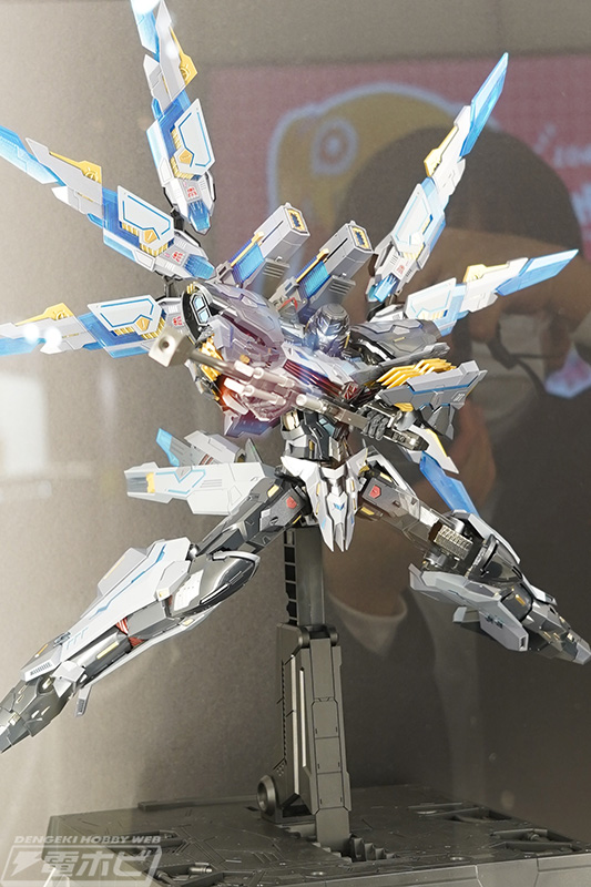 トランスフォーマー』鉄機巧 ウルトラマグナス、スタースクリームなど