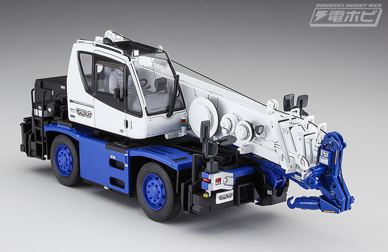 ハセガワが展開するタダノ製ラフテレーンクレーン車の1/35スケール