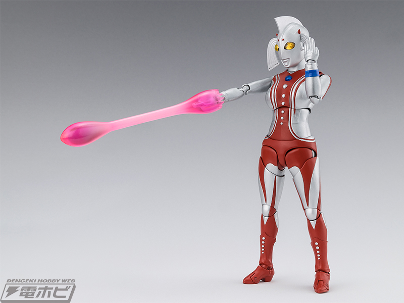 ウルトラマンタロウ』で初登場した女性ウルトラマン・ウルトラの母が