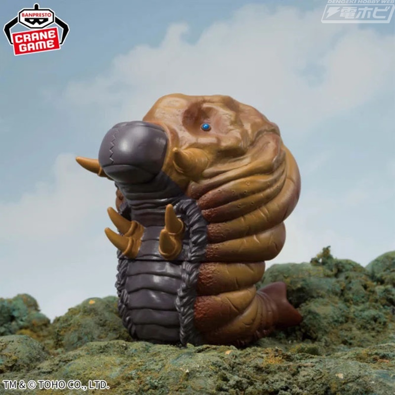 モスラの幼虫がバンプレストのデフォルメ怪獣フィギュアシリーズ「鎮座