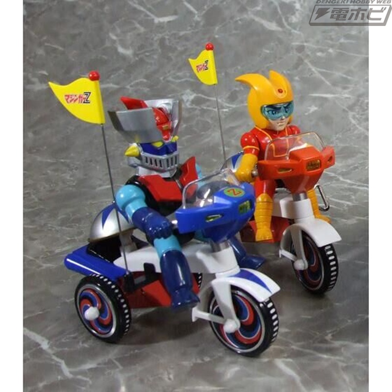 レトロなゼンマイ式三輪車に乗ったソフビフィギュア「EX三輪車」の