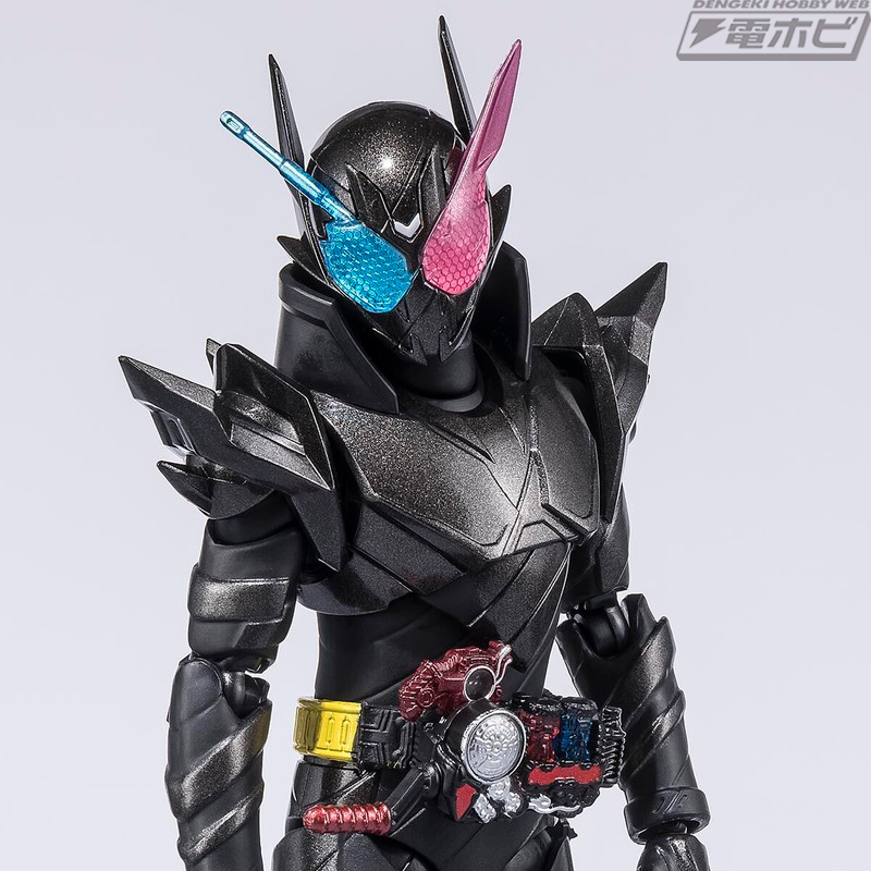 S.H.Figuarts 仮面ライダービルド ラビットタンクハザードフォーム」が