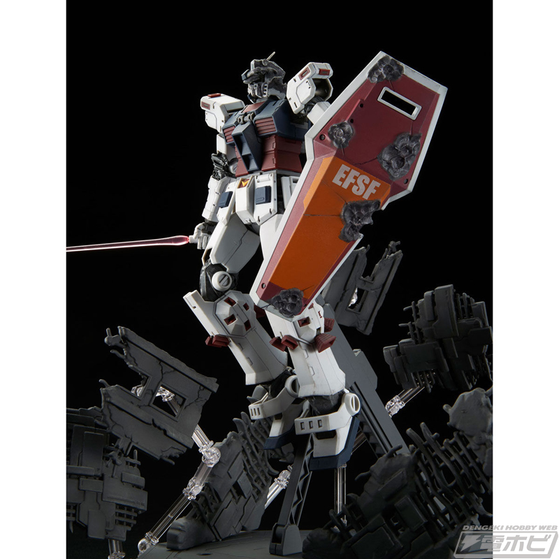 機動戦士ガンダム サンダーボルト』最終決戦時のフルアーマー