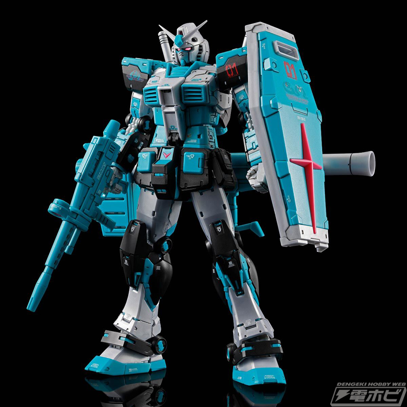 初音ミクをイメージした「RG RX-78-2 ガンダム Ver.2.0」と「RG MS-06S
