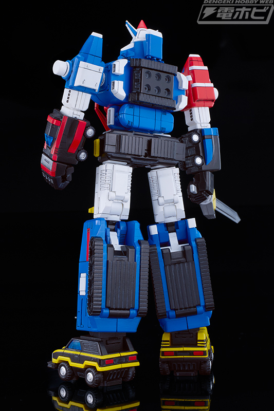 機甲艦隊ダイラガーXV』15体の全ラガーマシンが余剰パーツなしで合体