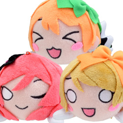 ラブライブ！サンシャイン!!』の「テラジャンボ寝そべりぬいぐるみ」に