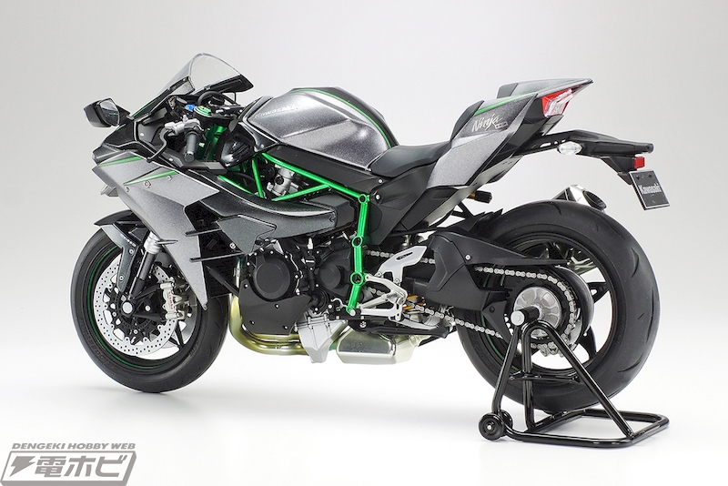 スーパーチャージャー搭載のフラッグシップ！「カワサキ Ninja H2