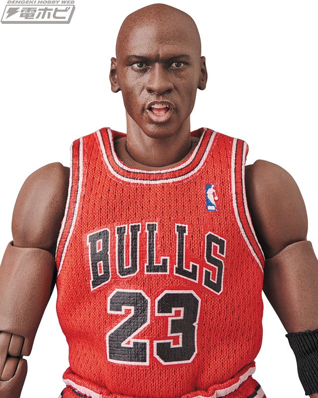 NBAのスーパースター！「マイケル・ジョーダン」がアクション