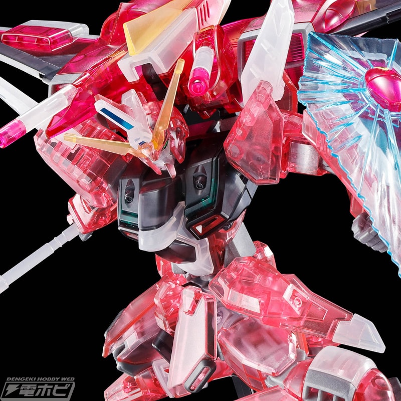 パッケージは『閃光のハサウェイ』の特別仕様！ガンプラ「RG νガンダム