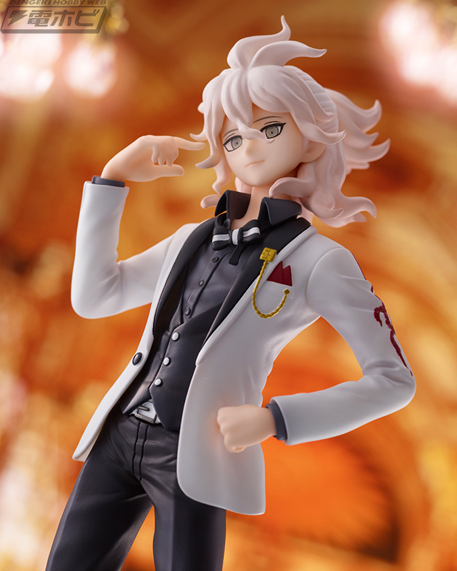 ダンガンロンパ』狛枝凪斗がシリーズ10周年を記念したドレスアップ姿で