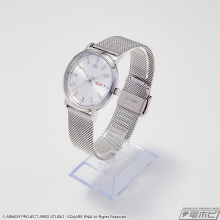 ドラクエ』ロトデザインの初の腕時計や「だるまスライム」が登場