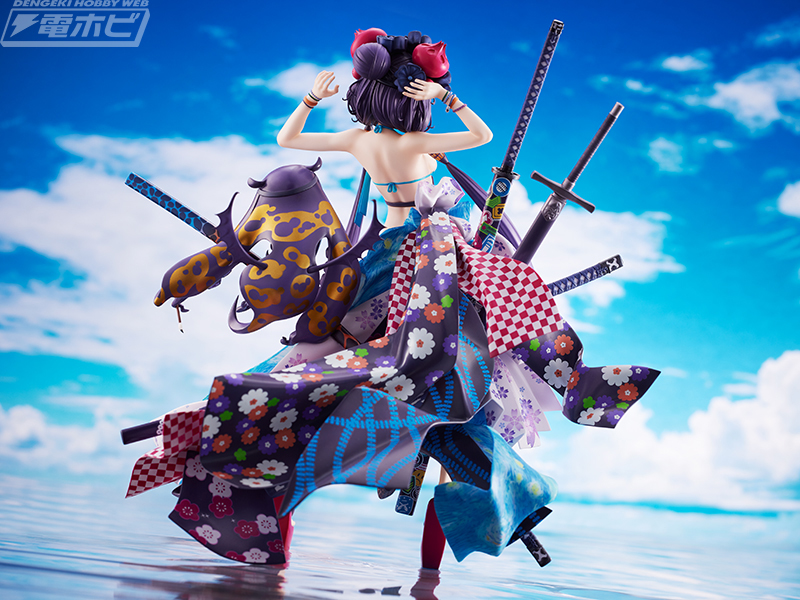 Fate/Grand Order』葛飾北斎が豪華絢爛な反物を身にまとい、水着姿で