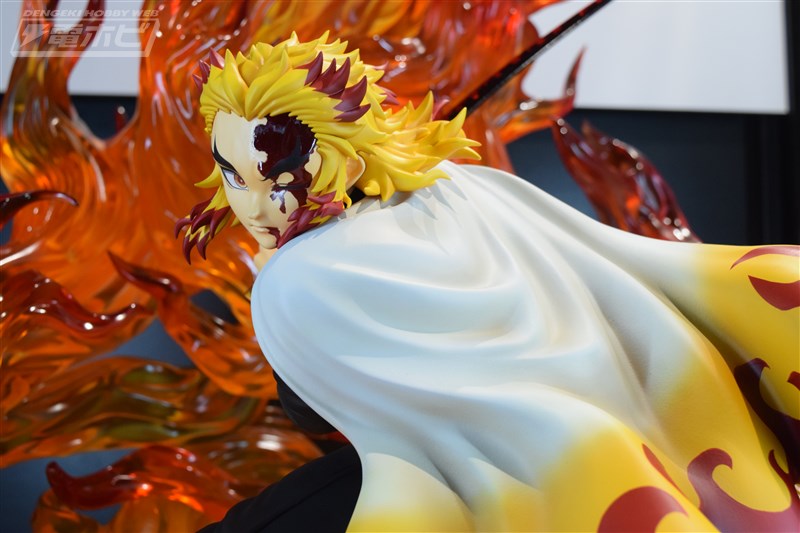 超大サイズの1/4スケール煉獄杏寿郎フィギュアの彩色見本が初展示