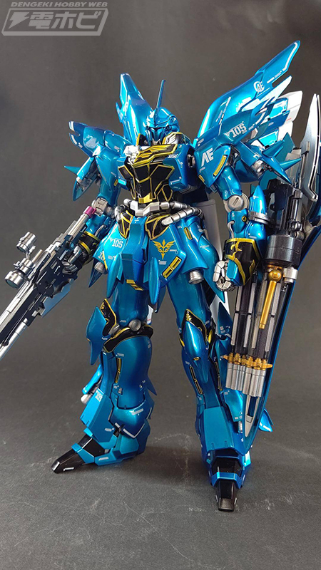 ミキシング制作のシナンジュに電飾ディスプレイのリックドムなど、電撃